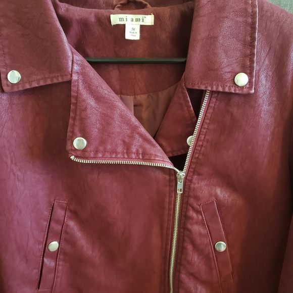 NWOT Maroon Jacket size M - Picture 2 of 14